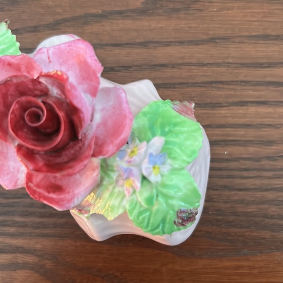 Radnor England Bone China Figurine - Picture 7 of 13